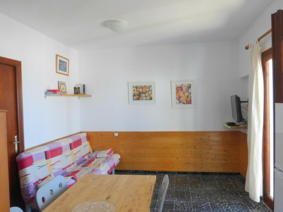 Rentalmar El Capitan Hospitalet De L'Infant Esterno foto